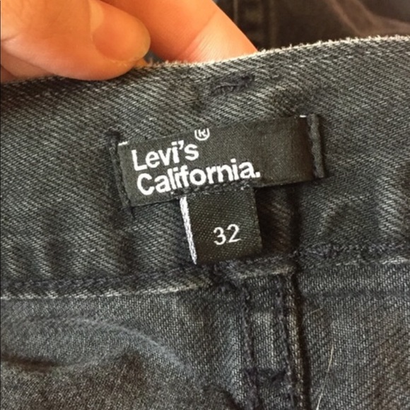 levis 32